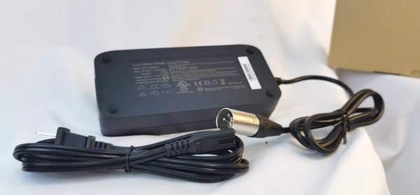 Smartravel ZM21 Charger